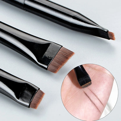 Blade Eyeliner Brush